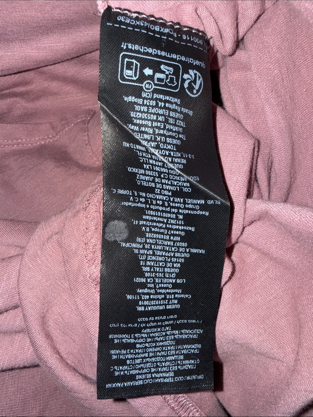 Guess Men's Crew Neck Pocket T-Shirt - Mauve Pink - Picture 6 of 6